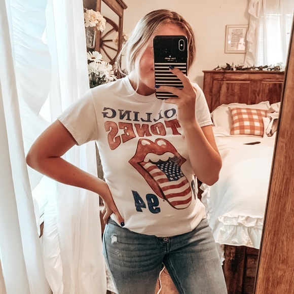 the Rolling Stones Tops - Vintage The Rolling Stones T-Shirt